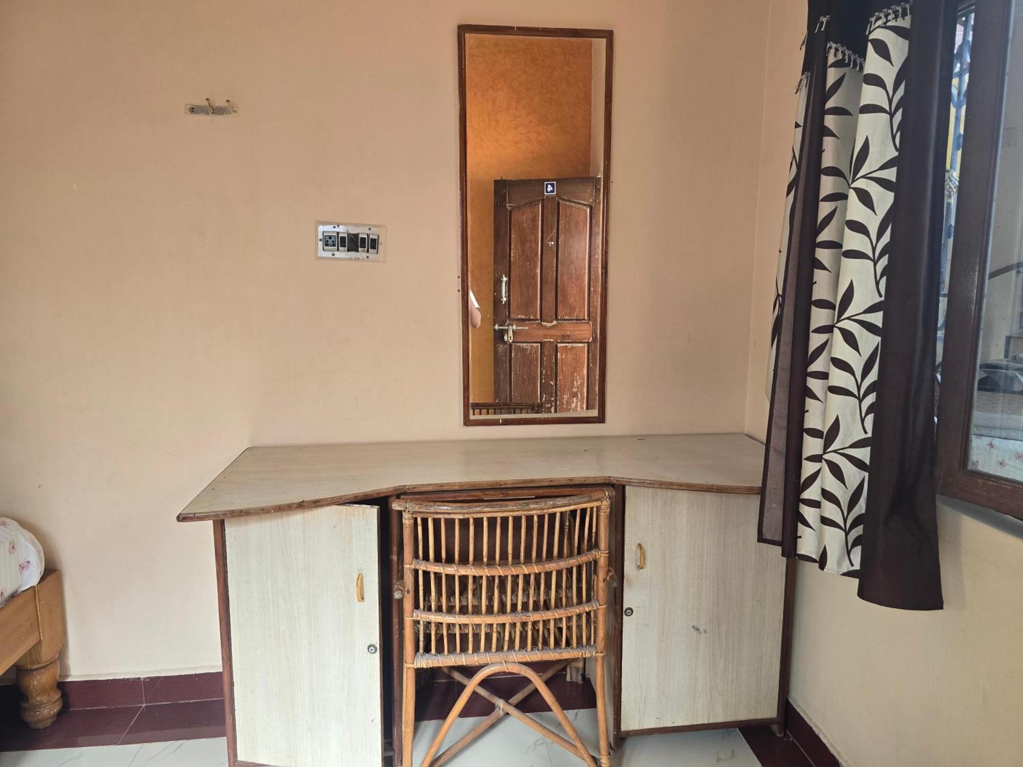 Lakshmi Heritage Tourist Home Hampi Eksteriør billede